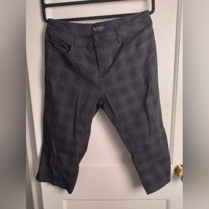Royalty by YMI plaid capris size 14